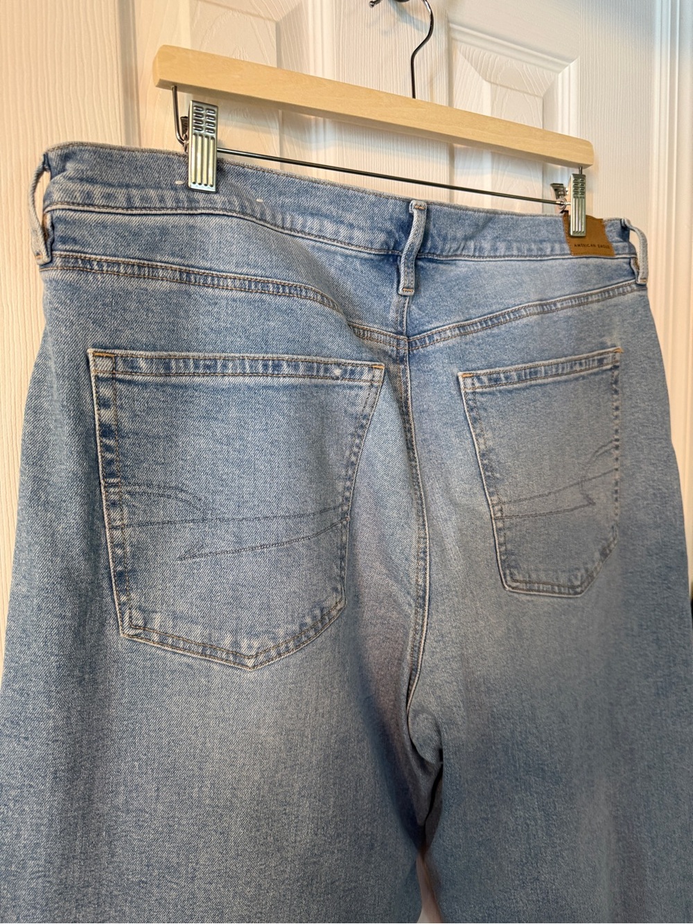 American Eagle High Rise Stovepipe Jeans Light Wash Size 18 Tall - Picture 3 of 6